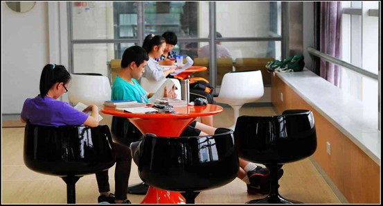 IC學習(xí)空(kōng)間(jiān)管理(lǐ)系統